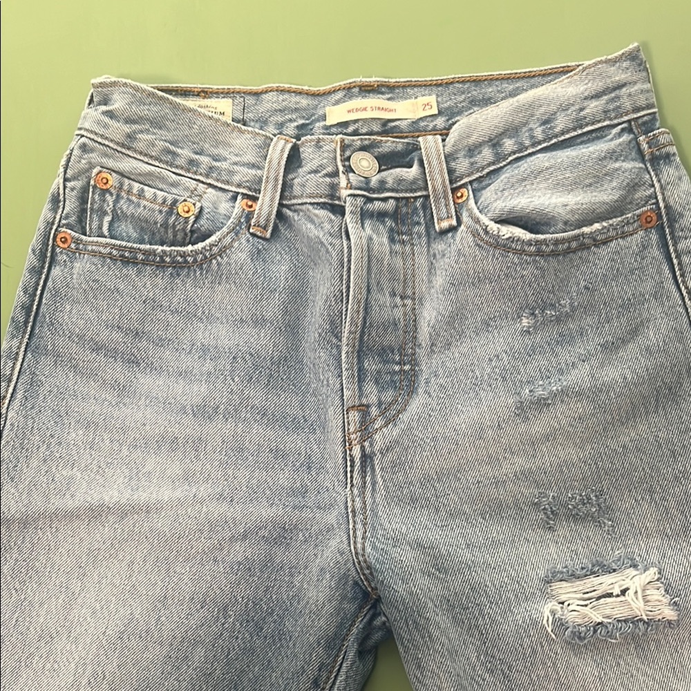 Levi's Ripped Jeans